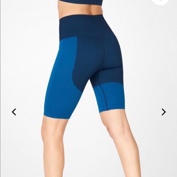 Like new Fabletics extended 3 piece outfit - Picture 10 of 16